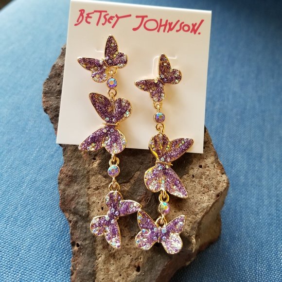Betsey Johnson Purple Butterflies Dangle Earrings - NWT - Picture 1 of 6